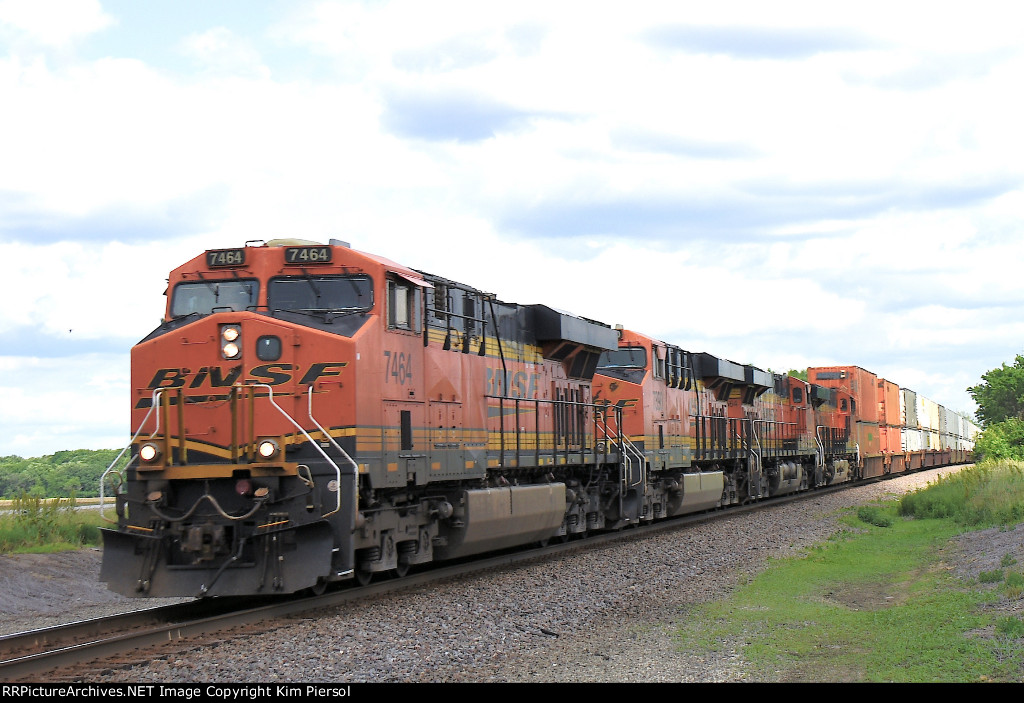 BNSF 7464